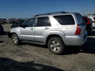 2006 Toyota 4Runner SR5 with VIN JTEZU14R268049443, listed as a Copart auction lot 50546085 with 265,055 mi miles and Salvage Title. Bid and sale history available at carsss.com. Image 2.