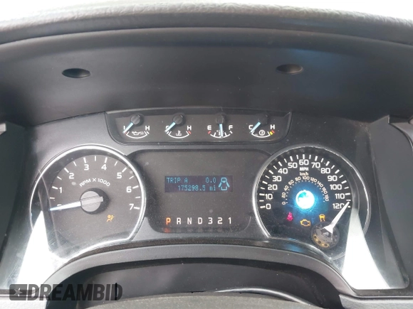 2012 Ford F-150 XL z VIN 1FTFW1CF0CFB28738, wystawiony jako IAAI lot #41952422 z przebiegiem 175 298 mil mil oraz . Historia ofert i sprzedaży dostępna na DreamBid. Obrazek 7.