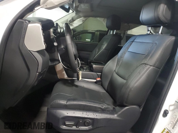 2024 Toyota Tundra Limited z VIN 5TFJA5DB0RX234749, wystawiony jako Copart lot #56183955 z przebiegiem 16 680 mil mil oraz Szkoda całkowita • Salvage title. Historia ofert i sprzedaży dostępna na DreamBid. Obrazek 7.