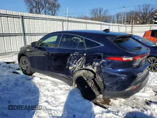 2021 Toyota Venza LE with VIN JTEAAAAH2MJ057212, listed as a Copart auction lot 71017012 with 10,933 mi miles. Bid and sale history available at carsss.com. Image 2.