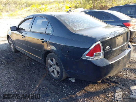 2007 Ford Fusion SE with VIN 3FAHP07177R224220, listed as a IAAI auction lot 41806182 with 295,244 mi miles. Bid and sale history available at carsss.com. Image 3.
