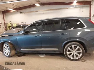 2018 Volvo XC90 Inscription with VIN YV4A22PLXJ1344826, listed as a IAAI auction lot 41663313 with 93,227 mi miles. Bid and sale history available at carsss.com. Image 14.