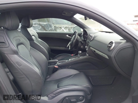 2011 Audi TTS 2.0T z VIN TRUB1AFK5B1016623, wystawiony jako IAAI lot #41699555 z przebiegiem 33 626 mil mil oraz . Historia ofert i sprzedaży dostępna na DreamBid. Obrazek 5.