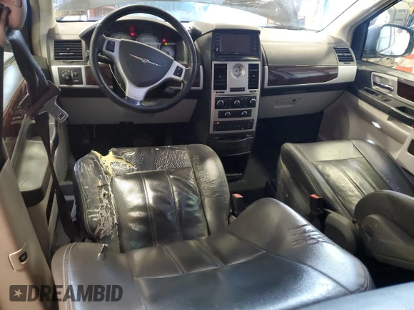 2009 Chrysler Town & Country Touring with VIN 2A8HR54179R647290, listed as a Copart auction lot 54488785 with 223,756 mi miles and Salvage Title. Bid and sale history available at DreamBid. Image 8.