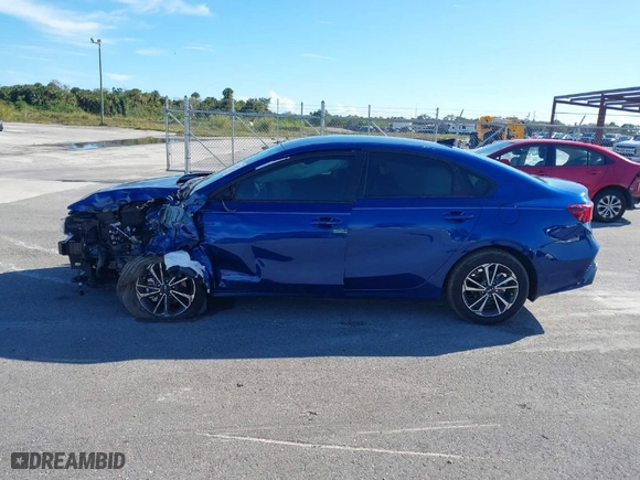2024 Kia Forte LXS with VIN 3KPF24AD7RE779026, listed as a IAAI auction lot 41148851 with 1 mi miles. Bid and sale history available at carsss.com. Image 14.