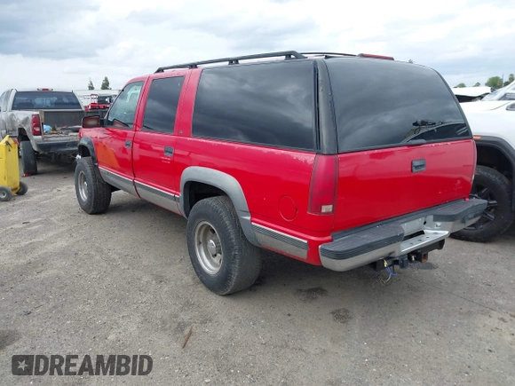 1996 Chevrolet Suburban with VIN 1GNGK26J6TJ327156, listed as a IAAI auction lot 41858544 with 195,532 mi miles. Bid and sale history available at carsss.com. Image 3.