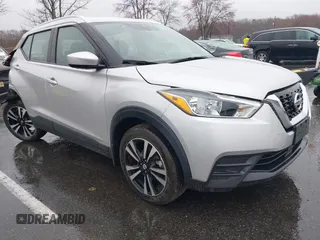 2020 Nissan Kicks SV z VIN 3N1CP5CV0LL547650, wystawiony jako IAAI lot #41868073 z przebiegiem 37 942 mil mil oraz . Historia ofert i sprzedaży dostępna na DreamBid. Obrazek 1.