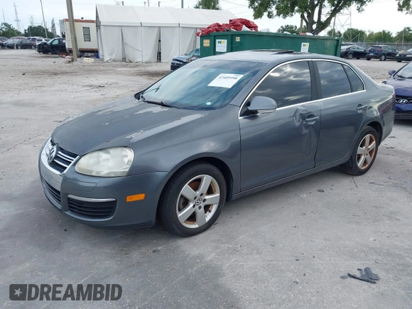 2009 Volkswagen Jetta SE с VIN 3VWRM71K99M167159, выставлен на аукционе IAAI как лот 42409998 с пробегом 78 459 миль миль и . История ставок и продаж доступна на DreamBid. Изображение 2.