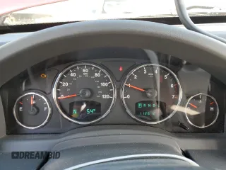 2008 Jeep Liberty Sport z VIN 1J8GN28K98W257967, wystawiony jako Copart lot #53166375 z przebiegiem 112 612 mil mil oraz Szkoda całkowita • Salvage title. Historia ofert i sprzedaży dostępna na DreamBid. Obrazek 9.