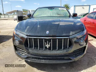 2019 Maserati Levante z VIN ZN661XUA3KX335863, wystawiony jako Copart lot #75898074 z przebiegiem 38 985 mil mil oraz Nie do naprawy • Non repairable. Historia ofert i sprzedaży dostępna na DreamBid. Obrazek 5.