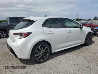 2022 Toyota Corolla Hatchback XSE with VIN JTNC4MBE1N3174369, listed as a Copart auction lot 67378154 with 20,952 mi miles and Salvage Title. Bid and sale history available at carsss.com. Image 3.