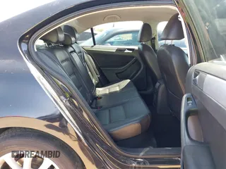 2013 Volkswagen Jetta SE с VIN 3VWDX7AJ5DM269494, выставлен на аукционе IAAI как лот 42032902 с пробегом 119 066 миль миль и . История ставок и продаж доступна на DreamBid. Изображение 8.