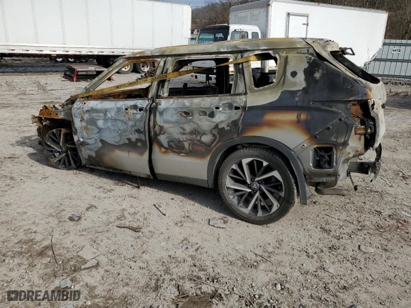 2024 Mitsubishi Outlander SE with VIN JA4J4VA81RZ019685, listed as a Copart auction lot 44579585 with 0 mi miles and Salvage Title. Bid and sale history available at carsss.com. Image 2.