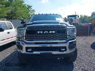 2022 Ram 2500 Limited with VIN 3C6UR5TLXNG377875, listed as a IAAI auction lot 42610178 with 46,390 mi miles and . Bid and sale history available at DreamBid. Image 12.