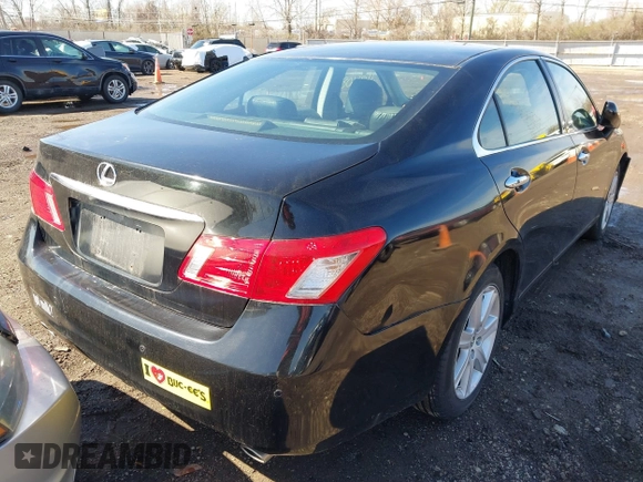 2007 Lexus ES 330 with VIN JTHBJ46G772099298, listed as a IAAI auction lot 41856089 with 209,594 mi miles and . Bid and sale history available at carsss.com. Image 4.