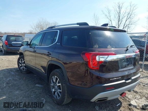 2020 GMC Acadia SLE z VIN 1GKKNRLS2LZ211202, wystawiony jako IAAI lot #41800521 z przebiegiem 62 104 mil mil oraz . Historia ofert i sprzedaży dostępna na DreamBid. Obrazek 3.