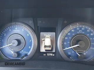 2019 Toyota Sienna XLE Auto Access Seat с VIN 5TDYZ3DC1KS966808, выставлен на аукционе IAAI как лот 41651448 с пробегом 53 790 миль миль и . История ставок и продаж доступна на DreamBid. Изображение 7.