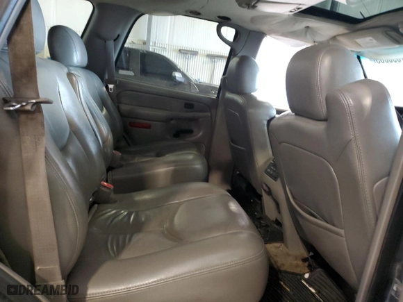 2005 GMC Yukon SLT with VIN 1GKEK13T35J138875, listed as a Copart auction lot 47890055 with 201,750 mi miles and Salvage Title. Bid and sale history available at carsss.com. Image 12.