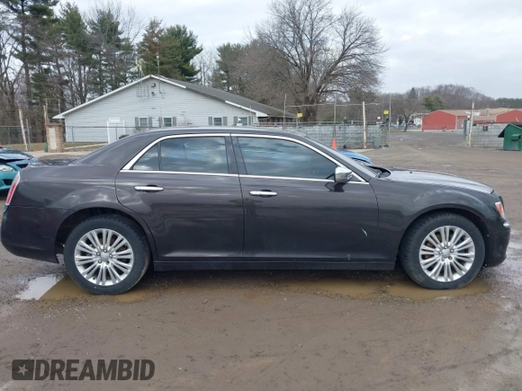 2013 Chrysler 300 C with VIN 2C3CCAKT2DH646633, listed as a IAAI auction lot 41719487 with 115,363 mi miles and . Bid and sale history available at DreamBid. Image 13.