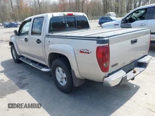 2004 GMC Canyon 1SB SLE Z85 with VIN 1GTDT136848196663, listed as a IAAI auction lot 42043079 with 220,904 mi miles. Bid and sale history available at carsss.com. Image 3.