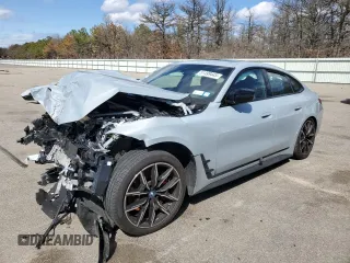 2023 BMW i4 M50 z VIN WBY33AW03PFR42535, wystawiony jako Copart lot #51499445 z przebiegiem 15 248 mil mil oraz Szkody całkowita. Historia ofert i sprzedaży dostępna na DreamBid. Obrazek 1.