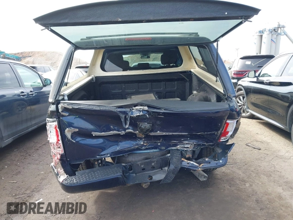 2018 Ram 1500 Express with VIN 1C6RR7FG4JS269271, listed as a IAAI auction lot 41763984 with 47,447 mi miles. Bid and sale history available at carsss.com. Image 6.