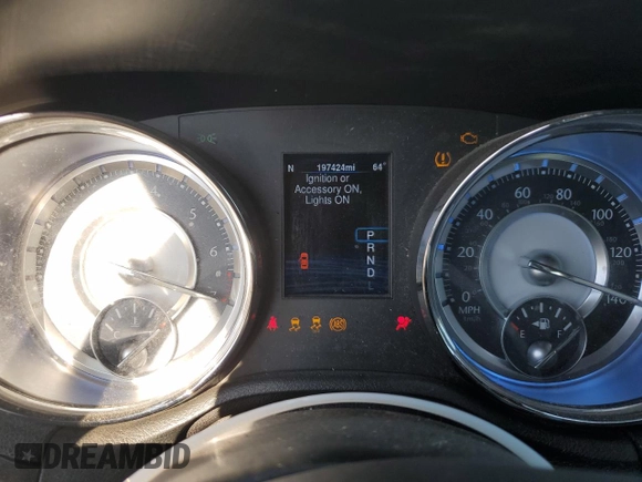 2014 Chrysler 300 C with VIN 2C3CCAKG9EH201097, listed as a Copart auction lot 47728625 with 197,424 mi miles and Clean Title. Bid and sale history available at carsss.com. Image 9.