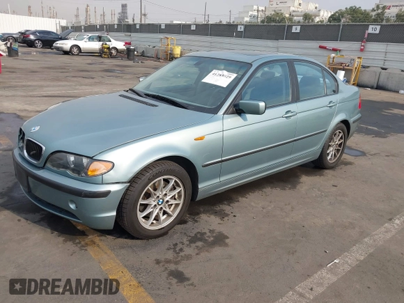 2003 BMW 3 Series 325i with VIN WBAAZ33423KP79661, listed as a IAAI auction lot 41289029 with 47,537 mi miles. Bid and sale history available at carsss.com. Image 2.