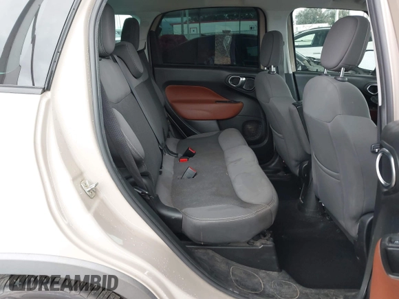 2014 FIAT 500L Trekking with VIN ZFBCFADHXEZ015287, listed as a IAAI auction lot 42063297 with 81,858 mi miles and . Bid and sale history available at DreamBid. Image 8.