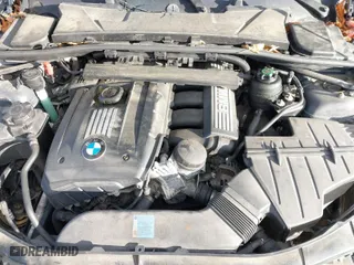 2008 BMW 3 Series 328xi with VIN WBAVC93508K040178, listed as a IAAI auction lot 41460361 with 122,713 mi miles. Bid and sale history available at carsss.com. Image 10.
