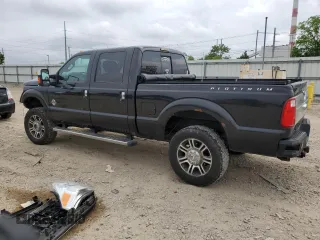 2014 Ford F-250 XL z VIN 1FT7W2BT3EEA20317, wystawiony jako Copart lot #60618925 z przebiegiem 210 432 mil mil oraz Czysty tytuł • Clean title. Historia ofert i sprzedaży dostępna na DreamBid. Obrazek 2.