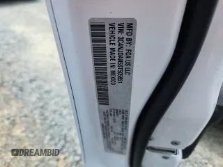 2025 Jeep Compass Sport z VIN 3C4NJDAN5ST505851, wystawiony jako Copart lot #60105775 z przebiegiem 4 062 mil mil oraz Szkoda całkowita • Salvage title. Historia ofert i sprzedaży dostępna na DreamBid. Obrazek 12.