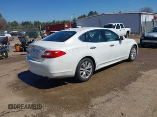 2011 Infiniti M with VIN JN1BY1AP8BM325061, listed as a IAAI auction lot 41765214 with 289,990 mi miles and . Bid and sale history available at DreamBid. Image 4.