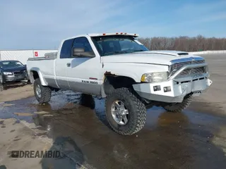 2002 Dodge Ram 2500 with VIN 3B7KF23Z42M203664, listed as a IAAI auction lot 41796111 with 168,261 mi miles. Bid and sale history available at carsss.com. Image 1.