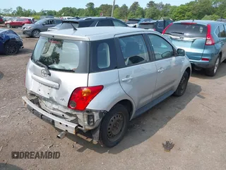 2004 Scion xA z VIN JTKKT624X40065780, wystawiony jako IAAI lot #42383828 z przebiegiem 108 588 mil mil oraz . Historia ofert i sprzedaży dostępna na DreamBid. Obrazek 4.