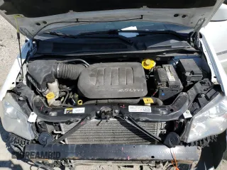 2015 Chrysler Town & Country Touring with VIN 2C4RC1BG4FR601313, listed as a Copart auction lot 48514685 with 186,328 mi miles and Salvage Title. Bid and sale history available at carsss.com. Image 12.