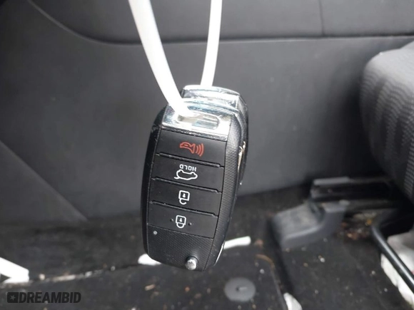 2019 Kia Sportage LX with VIN KNDPM3AC5K7567666, listed as a IAAI auction lot 41620997 with 92,088 mi miles. Bid and sale history available at carsss.com. Image 11.
