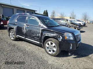 2013 GMC Terrain Denali z VIN 2GKFLZE3XD6174104, wystawiony jako Copart lot #51519535 z przebiegiem 104 948 mil mil oraz Szkoda całkowita • Salvage title. Historia ofert i sprzedaży dostępna na DreamBid. Obrazek 4.