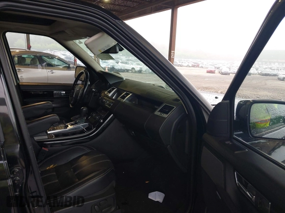 2013 Land Rover Range Rover Sport HSE Lux with VIN SALSK2D45DA770330, listed as a IAAI auction lot 42507147 with 137,007 mi miles and . Bid and sale history available at DreamBid. Image 5.