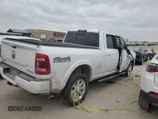 2020 Ram 2500 Laramie z VIN 3C6UR5FL1LG235410, wystawiony jako Copart lot #47436045 z przebiegiem 58 671 mil mil oraz Szkoda całkowita • Salvage title. Historia ofert i sprzedaży dostępna na DreamBid. Obrazek 3.