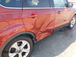 2016 Ford Escape SE with VIN 1FMCU0GX5GUB00842, listed as a IAAI auction lot 40167388 with 89,628 mi miles. Bid and sale history available at carsss.com. Image 6.