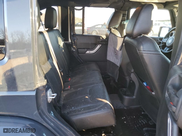 2018 Jeep Wrangler JK Unlimited Sahara with VIN 1C4BJWEG1JL924669, listed as a Copart auction lot 81829833 with 102,145 mi miles. Bid and sale history available at carsss.com. Image 10.