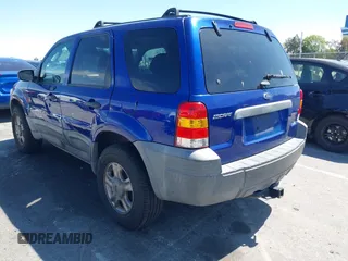 2005 Ford Escape XLS Value with VIN 1FMYU02Z85KD90338, listed as a IAAI auction lot 41916569 with 174,870 mi miles. Bid and sale history available at carsss.com. Image 3.