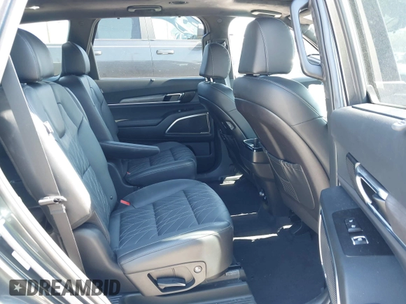 2024 Kia Telluride SX Prestige X-Line z VIN 5XYP5DGC9RG547945, wystawiony jako IAAI lot #41705605 z przebiegiem 7 308 mil mil oraz . Historia ofert i sprzedaży dostępna na DreamBid. Obrazek 8.