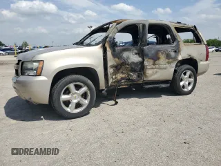 2008 Chevrolet Tahoe LTZ z VIN 1GNFK13018J144403, wystawiony jako Copart lot #57078235 z przebiegiem Nie podano mil oraz Nie do naprawy • Non repairable. Historia ofert i sprzedaży dostępna na DreamBid. Obrazek 1.