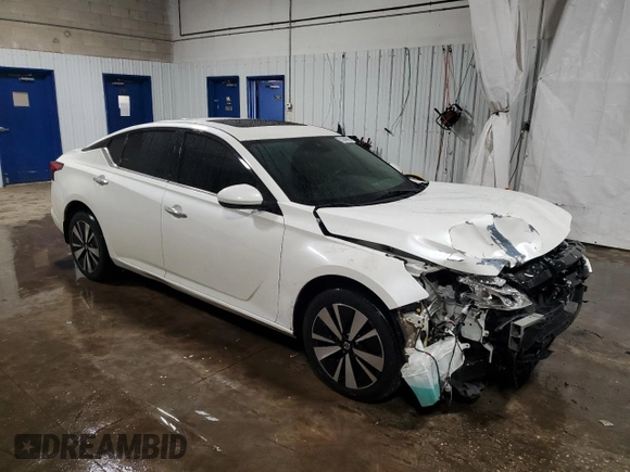 2019 Nissan Altima SV z VIN 1N4BL4DW5KC250167, wystawiony jako Copart lot #51646595 z przebiegiem 103 587 mil mil oraz Szkoda całkowita • Salvage title. Historia ofert i sprzedaży dostępna na DreamBid. Obrazek 4.