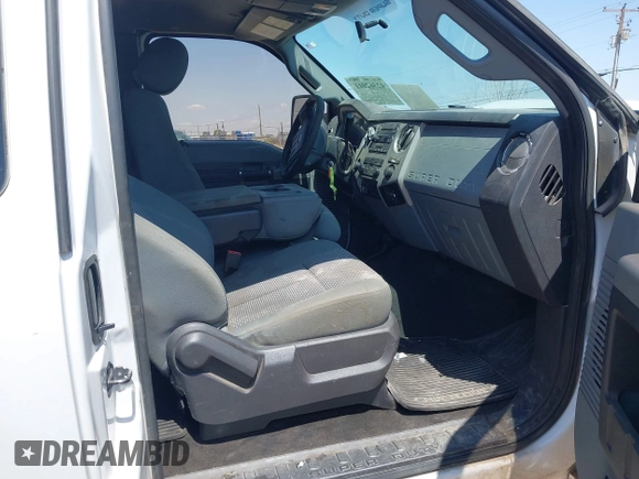 2015 Ford F-250 XLT with VIN 1FT7X2B61FEC27913, listed as a IAAI auction lot 42362011 with 125,784 mi miles and . Bid and sale history available at DreamBid. Image 5.