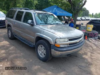 2002 Chevrolet Suburban Z71 z VIN 3GNFK16Z82G209847, wystawiony jako IAAI lot #42504691 z przebiegiem 180 240 mil mil oraz . Historia ofert i sprzedaży dostępna na DreamBid. Obrazek 1.