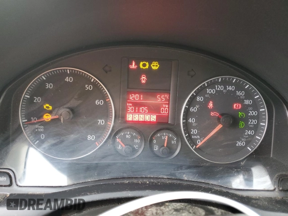 2007 Volkswagen Jetta z VIN 3VWRF31K87M001148, wystawiony jako Copart lot #86141414 z przebiegiem 301 105 mil mil oraz Czysty tytuł • Clean title. Historia ofert i sprzedaży dostępna na DreamBid. Obrazek 9.