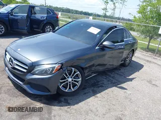 2016 Mercedes-Benz C 300 z VIN 55SWF4JB8GU116105, wystawiony jako IAAI lot #42099691 z przebiegiem 109 439 mil mil oraz . Historia ofert i sprzedaży dostępna na DreamBid. Obrazek 17.
